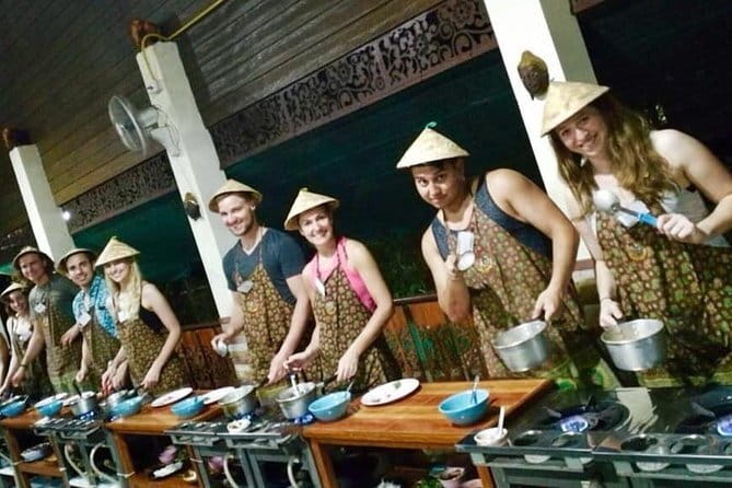Half Day Chiang Mai Cooking Class and Market Taste Tour - Who will enjoy this Chiang Mai cooking class?