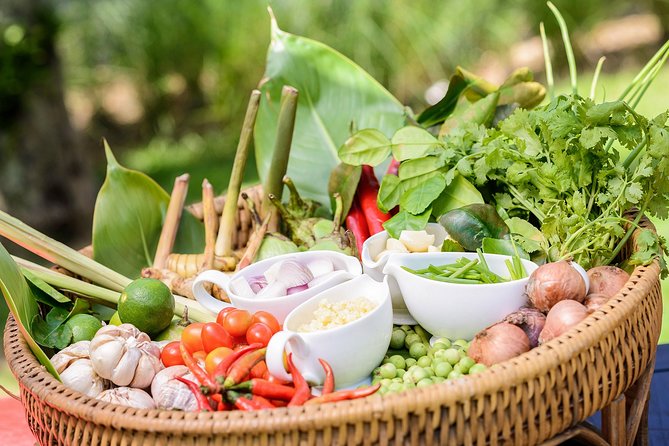 Half-Day Chiang Mai Cooking Class: Make Your Own Thai Foods - Morning or afternoon: choose based on your priorities