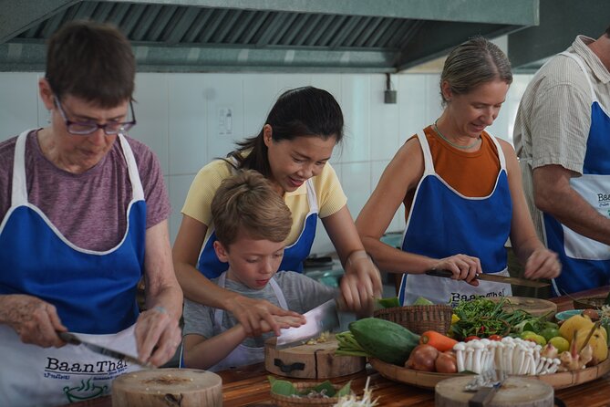 Half Day Guided Thai Cooking Class in Chiang Mai - Four Thai dishes, not just a quick demonstration