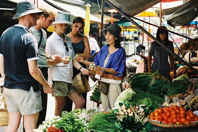Half Day Guided Thai Cooking Class in Chiang Mai - What the four-and-a-half-hour schedule feels like