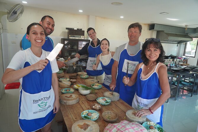 Half Day Guided Thai Cooking Class in Chiang Mai - A comfortable indoor setting in central Chiang Mai