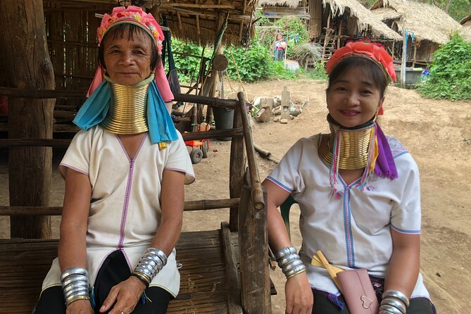 Half Day Long Neck hill tribe and Elephant POOPOOPAPER Park (Private Tour) - Entering the Karen long-neck village