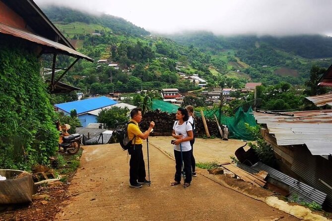 Half day Long Neck hill tribe and Hmong hill tribe village - What this half-day Chiang Mai tour is really about