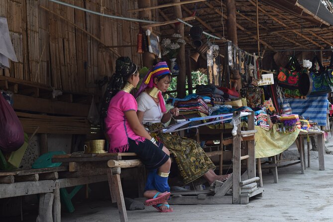 Half day Long Neck hill tribe and Hmong hill tribe village - What the $90.99 price includes