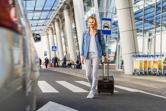 Hassle-Free Private Arrival Transfer from Chiang Mai Airport - Arrival times, children, and access needs