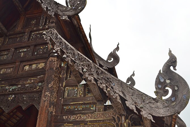 Horse Lesson+Riding+Wat Tonkwen wooden temple.Chiangmai - My take: book it for the combination