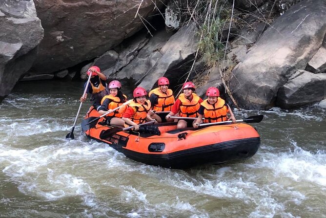 Khampan Rafting: White Water Rafting Guided Adventure in Chiang Mai - Ten kilometers of rapids on the Mae Taeng