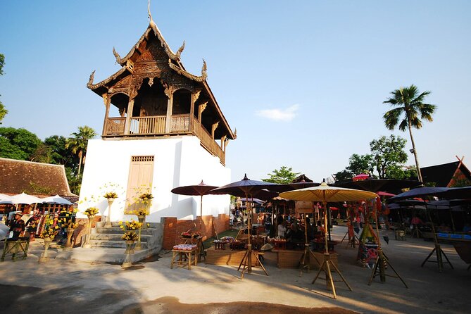 Khantoke Dinner and Cultural Show At Old Chiang Mai Cultural Center - Shopping for handicrafts before or after the show
