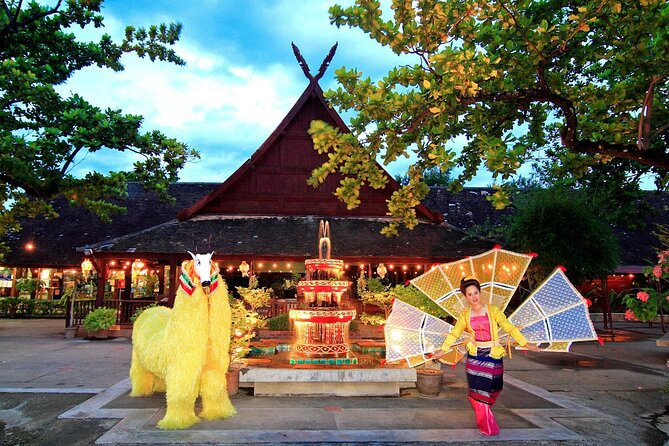 Khantoke Dinner and Cultural Show At Old Chiang Mai Cultural Center - Eating Northern Thai food from shared platters