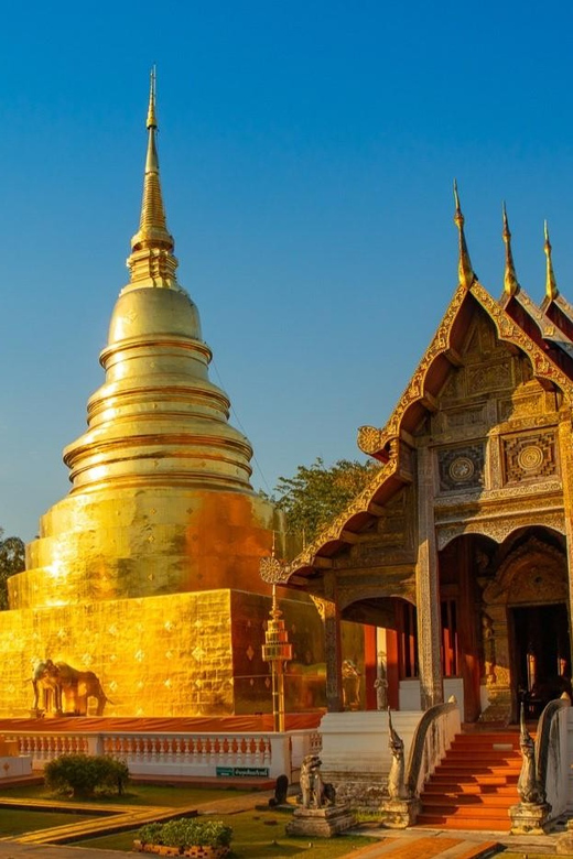 Lanna Heritage Walking Tour: A Journey Through History - Wat Pan Tao and traditional Lanna woodwork