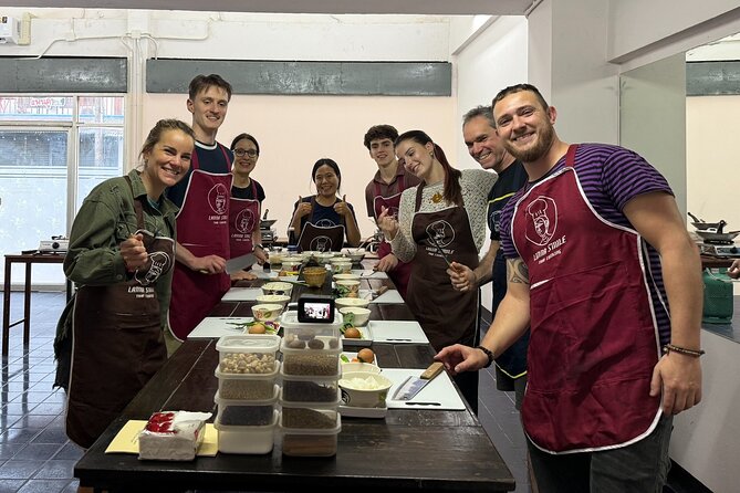 Lanna Smile Thai Cooking Class in Chiang Mai with Market tour - Small details that improve the experience
