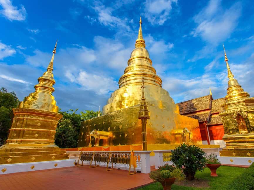 Long Neck Village, Silver Temple & Chiang Mai Top Sites - Wat Sri Suphan, Chiang Mai’s Silver Temple