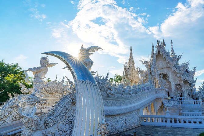 Long Neck Village, White & Blue Temple, Black House Day Tour From Chiang Mai - Guide, lunch, and the value of the package