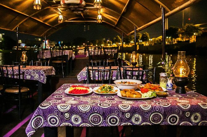 Magical Evening Dinner Cruise on the Ping River - Watching Chiang Mai light up from the water