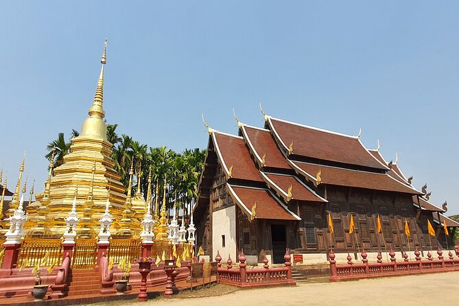 Mastering Chiang Mai Temples in Halfday - Visit 7 Temples - Wat Phantao and a ten-minute look at teak craftsmanship