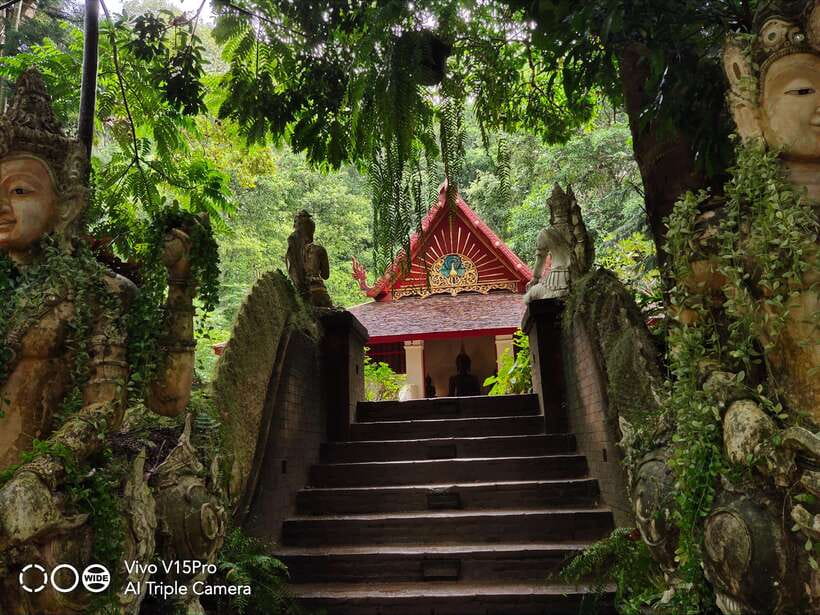 Monk trails hike, Wat Phalat, Monk chanting, Wat Doi Suthep. - Key points to know before booking