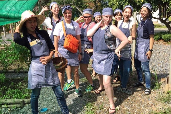 Morning Cooking Class in Traditional Pavilion with Beautiful Garden - Chiang Mai - Why an individual cooking station matters