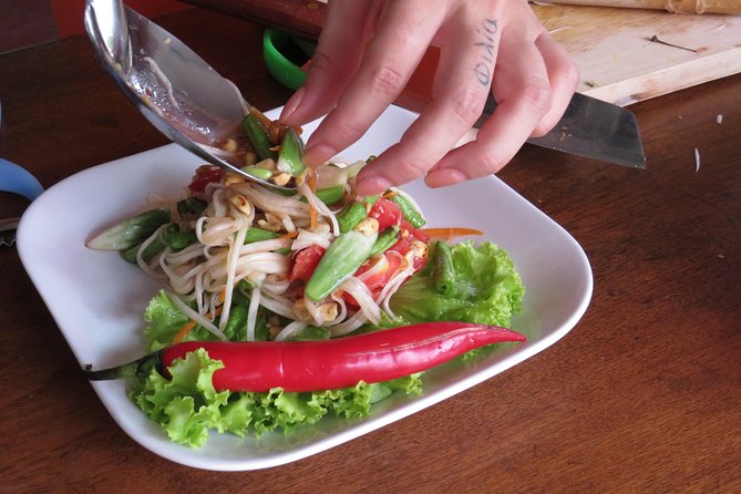 Morning Thai cooking class - The market visit explains more than a recipe card