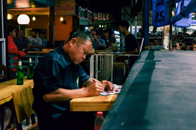 Muay Thai Match Thapae Boxing Stadium Ticket Chiang Mai - What to expect from the atmosphere