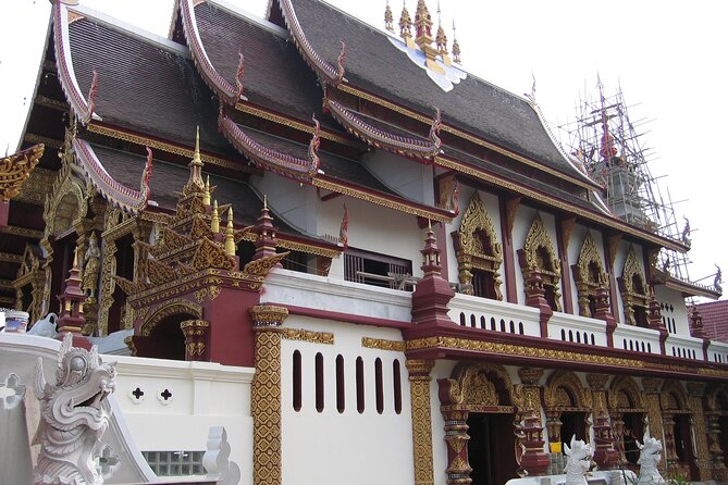 No.1 Chiang Mai: Historical City Bike Tour - Starting with the old city’s temples and historic corners