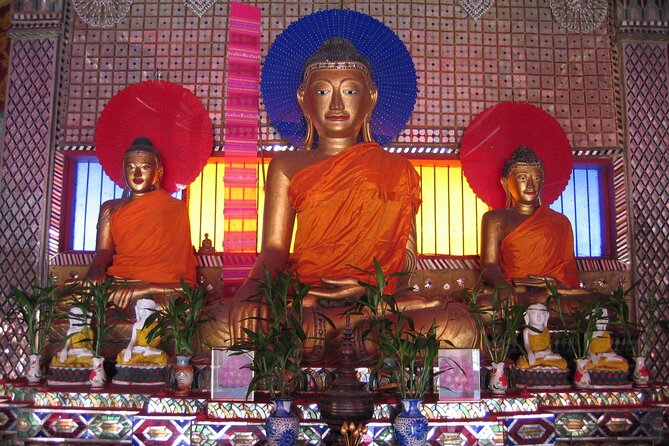 No.1 Chiang Mai: Historical City Bike Tour - Markets and food stops that keep the ride grounded