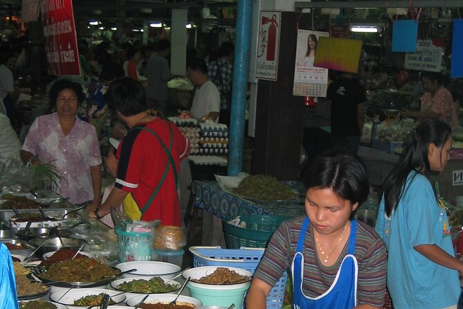 No.1 Chiang Mai: Historical City Bike Tour - Pickup, timing, and the end of the ride