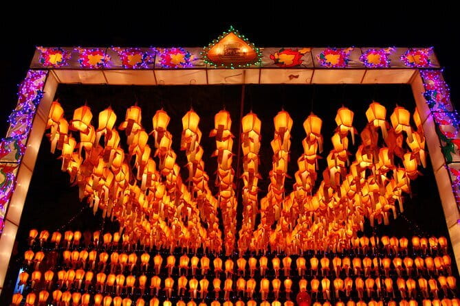 Old Town History and Culture Walking Tour at Chiang Mai - Guide quality and the small-group difference