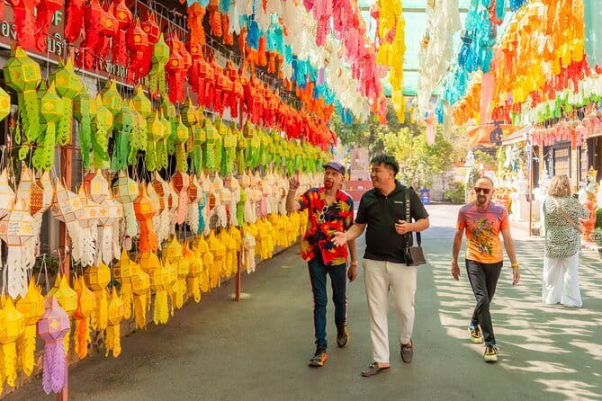 Old Town History and Culture Walking Tour at Chiang Mai - Starting beneath the Three Kings Monument