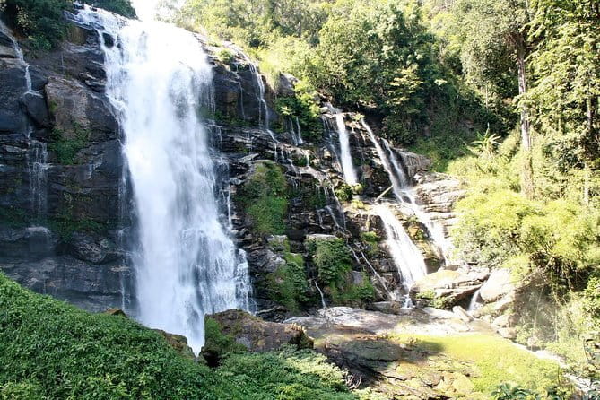 One day Doi Inthanon National Park & Trekking on Kew Mae Pan - Angkha Nature Trail and highland plants