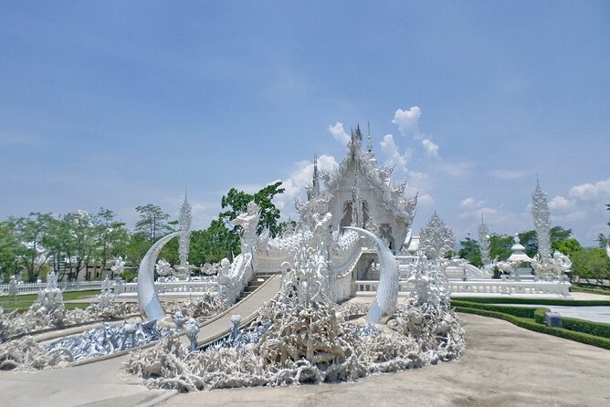 One Day Tour Chiang Rai(White Temple , Blue Temple, Black House) Private Tour - Who will get the most from this private tour