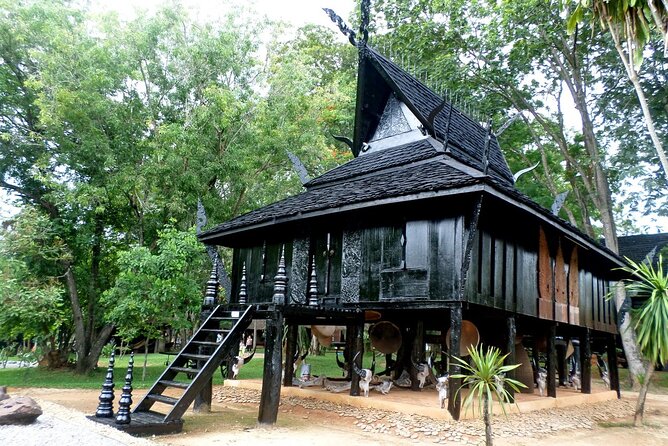One Day Tour Chiang Rai(White Temple , Blue Temple, Black House) Private Tour - Booking details worth checking before you pay