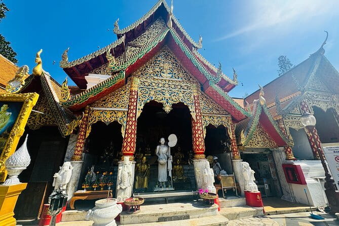 Private Doi Suthep Temple Handicraft Center and Sticky Waterfall - Why this private Chiang Mai day works