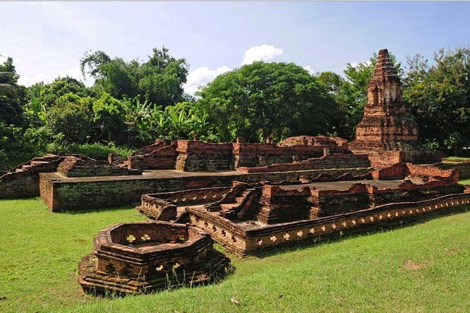 Private Doi Suthep Temple Handicraft Center and Sticky Waterfall - What $125.84 really buys you