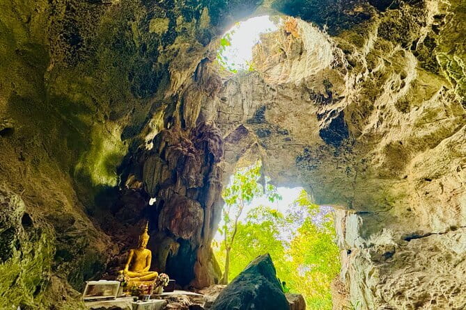 Private Guided Rainbow Cave Unseen Canyon and Lanna temple - Why this Chiang Mai day trip works