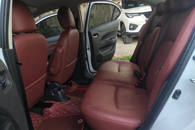 Private Luxury Car rental + English speaking driver: - Chiang Rai, Pai, and other long-distance choices