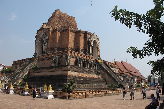 Private Tour: Chiang Mai City Tour Full Day - Wat Chedi Luang and the old city’s centerpiece