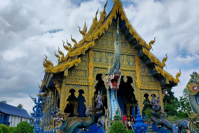 Private Tour Chiang Rai 3 Wonderful Temples & Lalitta Cafe - Three hours from Chiang Mai to Chiang Rai