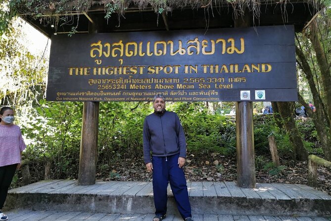 Private Tour Doi Inthanon And Trekking Nature Trail, Chiang Mai - The Twin Royal Stupas and Their Gardens