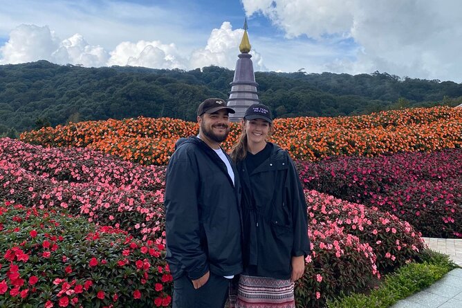 Private Tour to Doi Inthanon including Twins Pagodas and Hiking - Pha Dok Seaw and the two-hour mountain walk