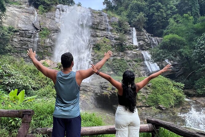 Private Tour to Doi Inthanon including Twins Pagodas and Hiking - Ban Mae Klang Luang, rice terraces, and Arabica coffee