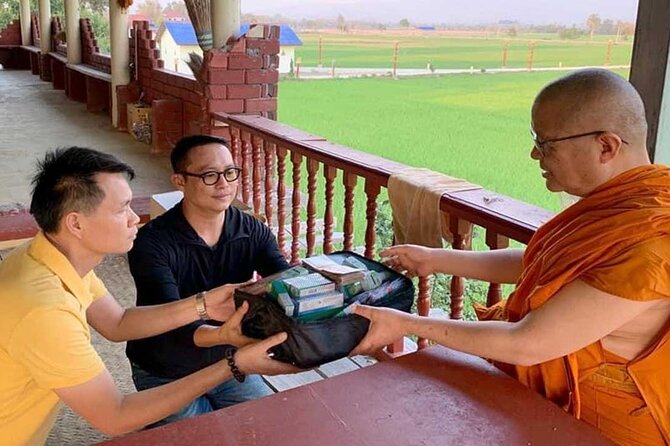 Talk to Buddhist monk & craft work in temple - Should you book this Chiang Mai experience?