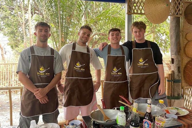 Team Aim Thai Cooking School (#1 Cooking Class in Chiang Mai) - Somphet Market: your first lesson in Thai ingredients