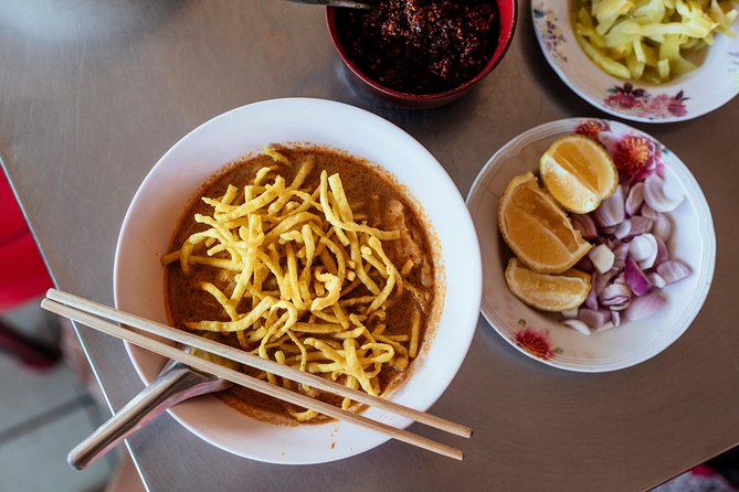 The 10 Tastings of Chiang Mai With Locals: Private Street Food Tour - Chang Phueak Gate brings the heavier food