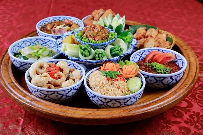 Traditional Khantoke Dinner and Show from Chiang Mai - A northern Thai dinner with a stage show