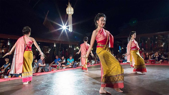 Traditional Khum Khantoke Dinner & Dance Show at Chiang Mai with Return Transfer - Timing the three-hour evening