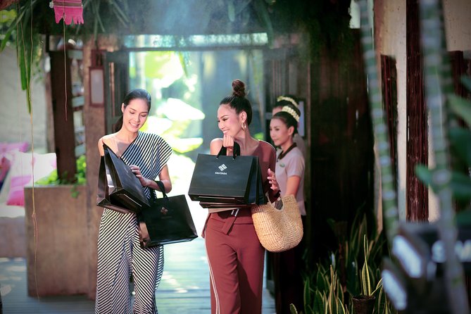 Traditional Thai Massage at award winning Fah Lanna Spa - Old City branch - The Main Treatment: Pressure, Stretching, and Quiet
