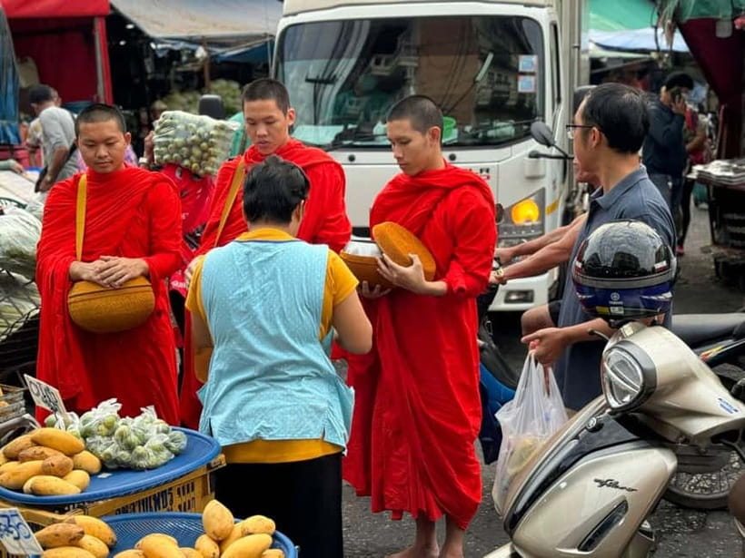Walk With Monks Collecting Alms(meeting point maybe change) - Why this morning feels different from a temple stop