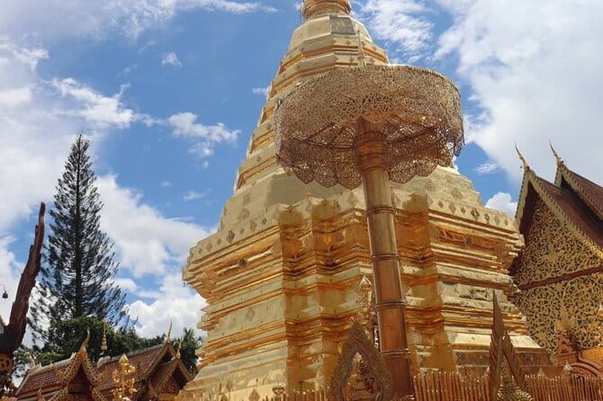 Wat Doi Suthep And Wat Pha Lat Evening Tour - The Short Transfer to Doi Suthep