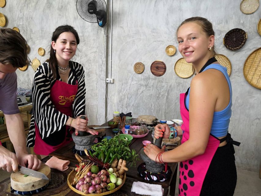 We Cook Thai Home Garden Cooking School - Choosing From Six Thai Food Categories